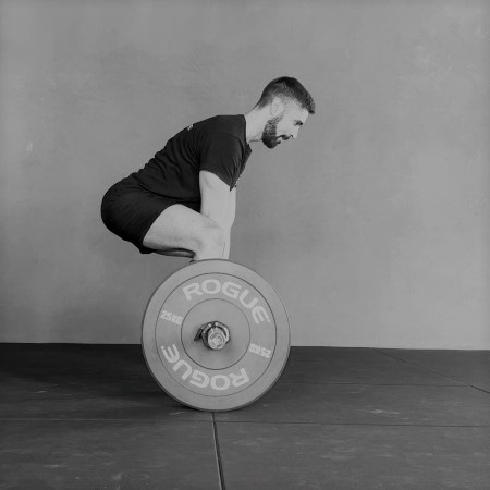 The sumo deadlift wedge for a perfect leverage