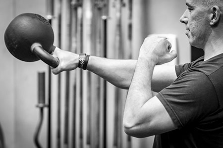 The one-arm kettlebell swing